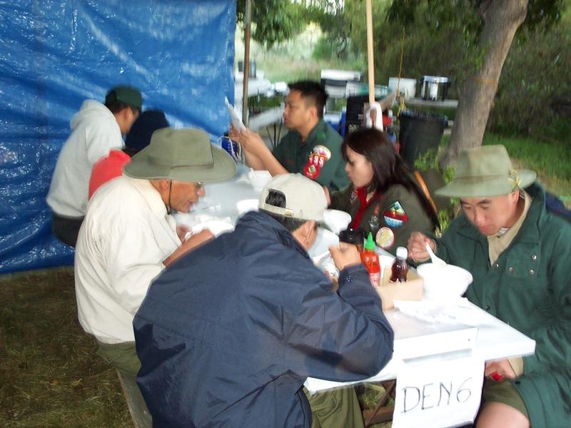 04-03_Sun4_Lunch-05.jpg